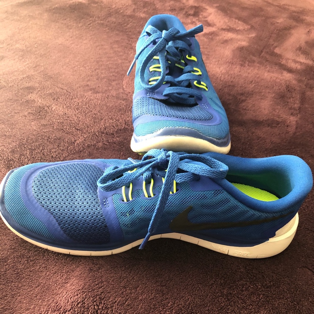 Nike Free 5.0 Blue 6Y